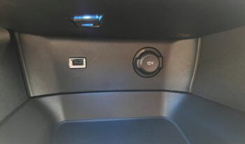 PEUGEOT 3008 ALLURE PACK 1.5HDI 130CV 6 VELOCIDADES MODELO 2020 lleno