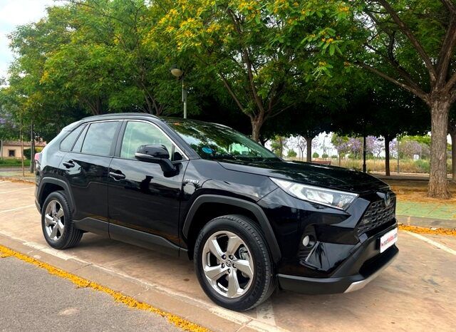 TOYOTA RAV4 220H ADVANCE HYBRID AÑO 2021 lleno