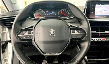 PEUGEOT 2008 ACTIVE 1.2i 100CV 6 VELOCIDADES AÑO 2021 lleno