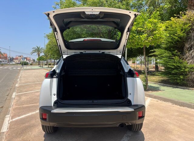 PEUGEOT 2008 ACTIVE 1.2i 100CV 6 VELOCIDADES AÑO 2021 lleno
