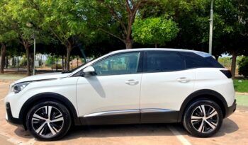 PEUGEOT 3008 ALLURE 1.2i 130CV 6 VELOCIDADES AÑO 2019 lleno