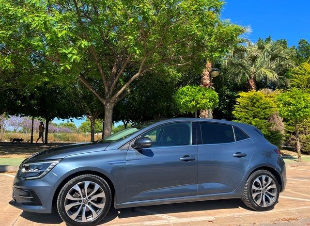 RENAULT MEGANE ZEN ENERGY 1.5DCi 115CV 6 VELOCIDADES AÑO 2021 lleno