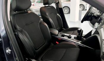 RENAULT MEGANE ZEN ENERGY 1.5DCi 115CV 6 VELOCIDADES AÑO 2021 lleno