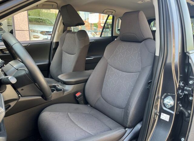 TOYOTA RAV4 ADVANCE HYBRID 220H MODELO 2022 lleno