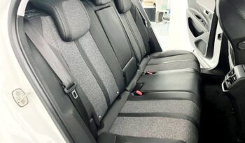 PEUGEOT 3008 ALLURE 1.2i 130CV 6 VELOCIDADES AÑO 2019 lleno