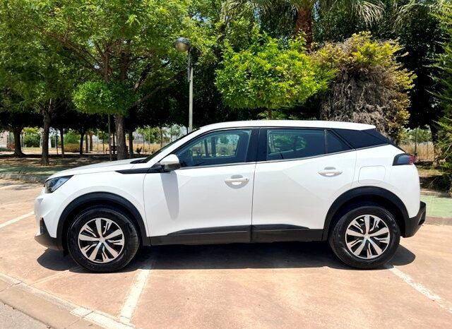 PEUGEOT 2008 ACTIVE 1.2i 100CV 6 VELOCIDADES AÑO 2021 lleno