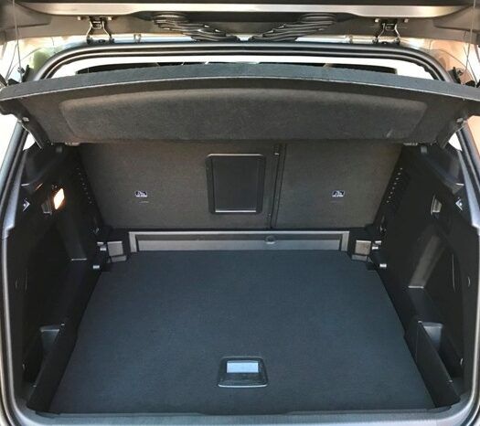 PEUGEOT 3008 ALLURE 1.2i 130CV 6 VELOCIDADES AÑO 2019 lleno