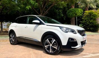 PEUGEOT 3008 ALLURE 1.2i 130CV 6 VELOCIDADES AÑO 2019 lleno