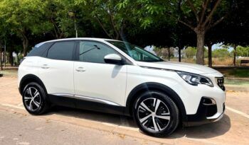 PEUGEOT 3008 ALLURE 1.2i 130CV 6 VELOCIDADES AÑO 2019 lleno