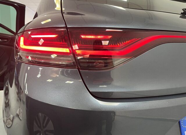 RENAULT MEGANE ZEN ENERGY 1.5DCi 115CV 6 VELOCIDADES AÑO 2021 lleno