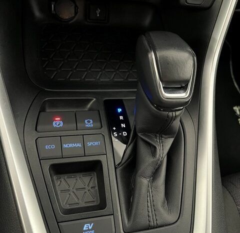 TOYOTA RAV4 220H ADVANCE HYBRID AÑO 2021 lleno