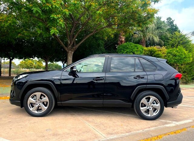 TOYOTA RAV4 220H ADVANCE HYBRID AÑO 2021 lleno