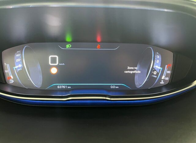 PEUGEOT 3008 ALLURE 1.2i 130CV 6 VELOCIDADES AÑO 2019 lleno