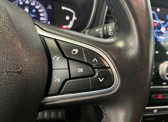 RENAULT MEGANE ZEN ENERGY 1.5DCi 115CV 6 VELOCIDADES AÑO 2021 lleno