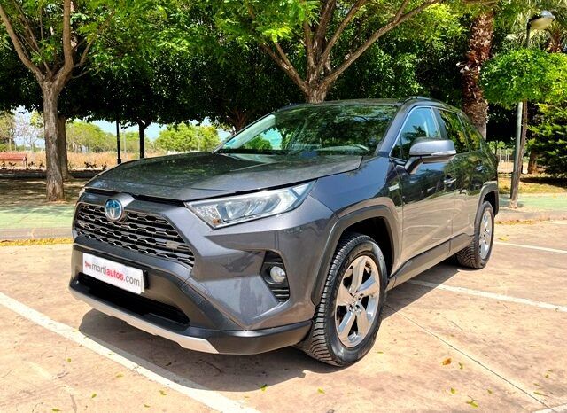 TOYOTA RAV4 ADVANCE HYBRID 220H MODELO 2022 lleno
