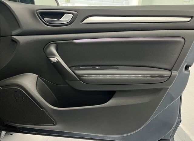 RENAULT MEGANE ZEN ENERGY 1.5DCi 115CV 6 VELOCIDADES AÑO 2021 lleno
