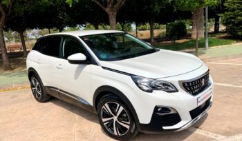 PEUGEOT 3008 ALLURE 1.2i 130CV 6 VELOCIDADES AÑO 2019 lleno