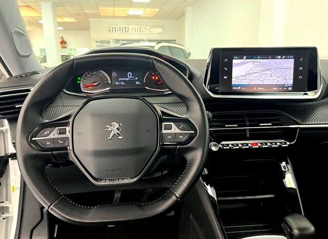PEUGEOT 2008 ACTIVE 1.2i 100CV 6 VELOCIDADES AÑO 2021 lleno