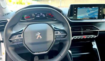 PEUGEOT 2008 ACTIVE PACK 1.2i 100CV 6 VELOCIDADES MODELO 2022 lleno