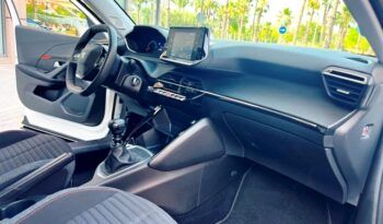 PEUGEOT 2008 ACTIVE PACK 1.2i 100CV 6 VELOCIDADES MODELO 2022 lleno