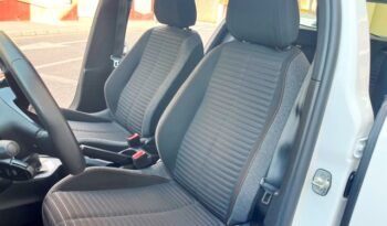 PEUGEOT 2008 ACTIVE PACK 1.2i 100CV 6 VELOCIDADES MODELO 2022 lleno