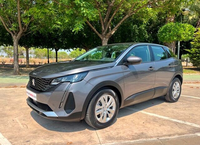 PEUGEOT 3008 ACTIVE PACK 1.5HDI 130CV 6 VELOCIDADES AÑO 2021 lleno