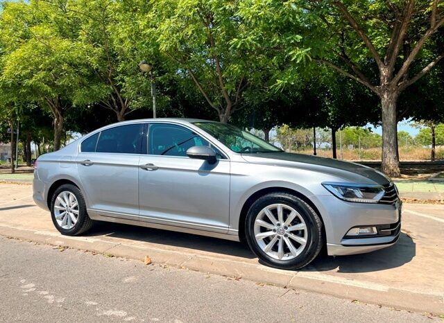 VOLKSWAGEN PASSAT ADVANCE 2.0TDi 150CV AUTOMATICO AÑO 2018 lleno