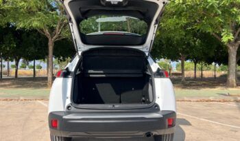 PEUGEOT 2008 ACTIVE PACK 1.2i 100CV 6 VELOCIDADES MODELO 2022 lleno