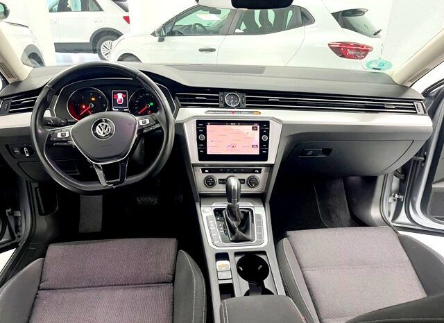 VOLKSWAGEN PASSAT ADVANCE 2.0TDi 150CV AUTOMATICO AÑO 2018 lleno
