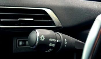 PEUGEOT 3008 ALLURE PACK 1.2i 130CV AT8 – AUTOMATICO AÑO 11-2021 lleno