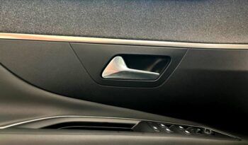 PEUGEOT 3008 ALLURE PACK 1.2i 130CV AT8 – AUTOMATICO AÑO 11-2021 lleno