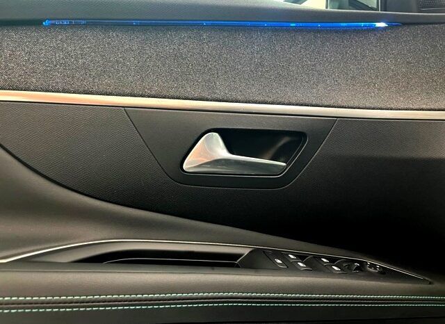 PEUGEOT 3008 ALLURE PACK 1.2i 130CV AT8 – AUTOMATICO AÑO 11-2021 lleno