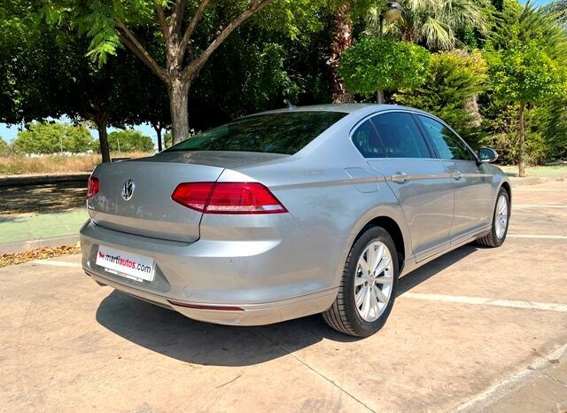 VOLKSWAGEN PASSAT ADVANCE 2.0TDi 150CV AUTOMATICO AÑO 2018 lleno