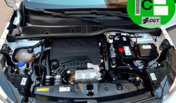 PEUGEOT 2008 ACTIVE PACK 1.2i 100CV 6 VELOCIDADES MODELO 2022 lleno