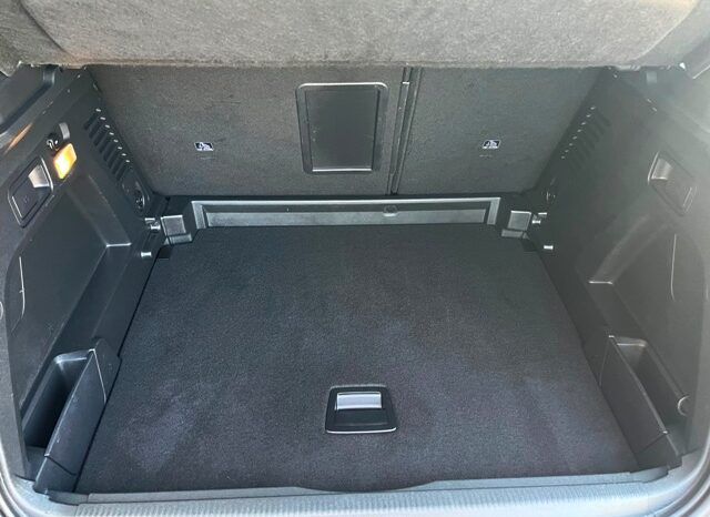 PEUGEOT 3008 ACTIVE PACK 1.5HDI 130CV 6 VELOCIDADES AÑO 2021 lleno