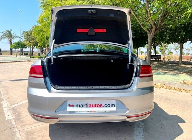 VOLKSWAGEN PASSAT ADVANCE 2.0TDi 150CV AUTOMATICO AÑO 2018 lleno