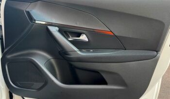 PEUGEOT 2008 ACTIVE PACK 1.2i 100CV 6 VELOCIDADES MODELO 2022 lleno