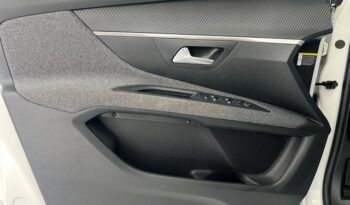 PEUGEOT 3008 ACTIVE PACK 1.2i 130CV AT8 – AUTOMATICO AÑO 2021 lleno