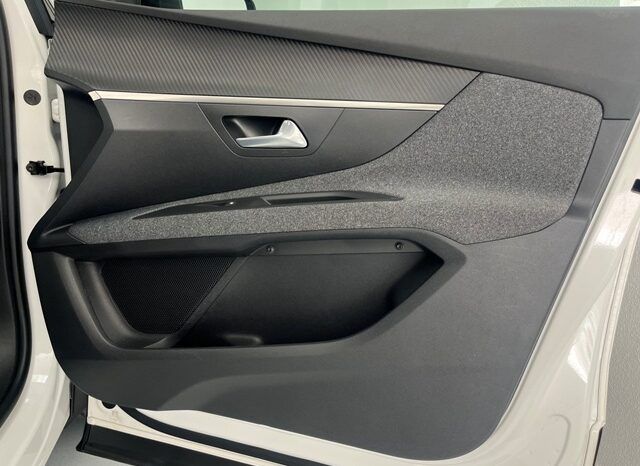 PEUGEOT 3008 ACTIVE PACK 1.2i 130CV AT8 – AUTOMATICO AÑO 2021 lleno