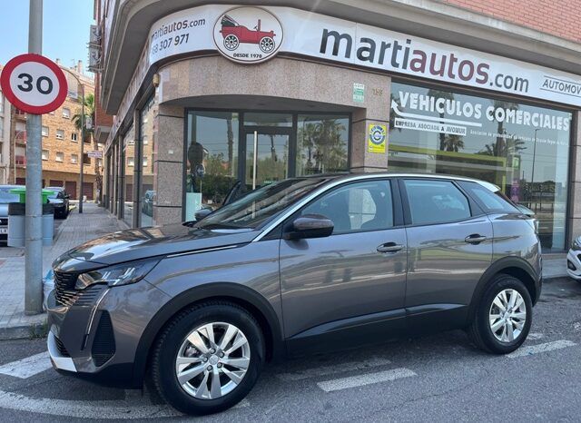 PEUGEOT 3008 ACTIVE PACK 1.5HDI 130CV 6 VELOCIDADES AÑO 2021 lleno