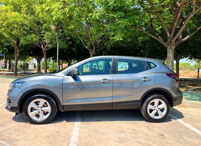 NISSAN QASHQAI ACENTA 1.3i 140CV 6 VELOCIDADES AÑO 2021 lleno