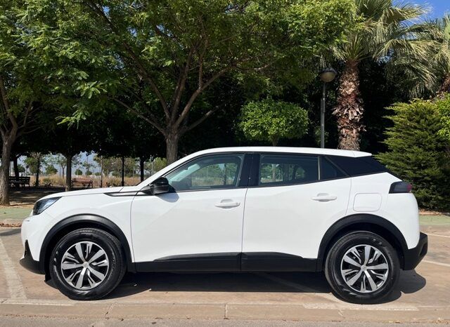 PEUGEOT 2008 ACTIVE PACK 1.2i 100CV 6 VELOCIDADES MODELO 2022 lleno