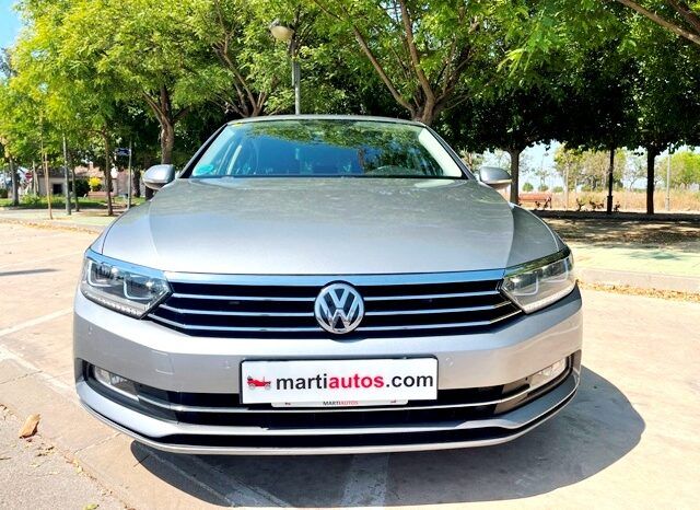 VOLKSWAGEN PASSAT ADVANCE 2.0TDi 150CV AUTOMATICO AÑO 2018 lleno