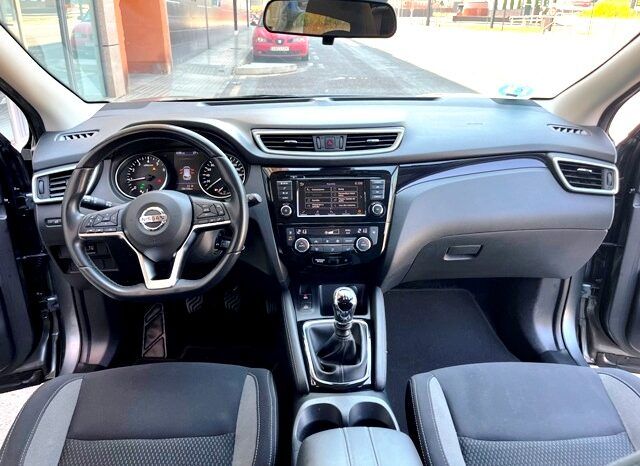 NISSAN QASHQAI ACENTA 1.3i 140CV 6 VELOCIDADES AÑO 2021 lleno