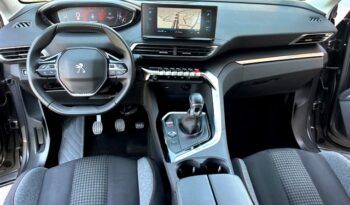 PEUGEOT 3008 ACTIVE PACK 1.5HDI 130CV 6 VELOCIDADES AÑO 2021 lleno