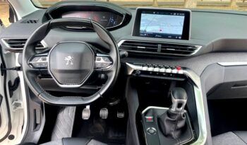 PEUGEOT 3008 ALLURE PACK 1.2i 130CV 6 VELOCIDADES AÑO 2019 lleno