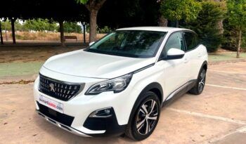 PEUGEOT 3008 ALLURE PACK 1.2i 130CV 6 VELOCIDADES AÑO 2019 lleno