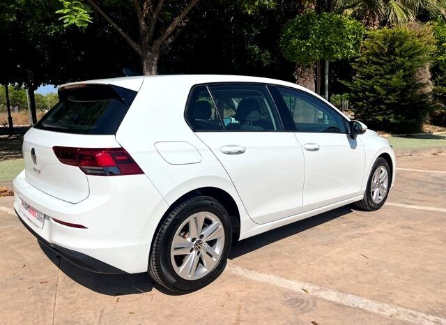 VOLKSWAGEN GOLF VIII 1.0TSi 110CV 6 VELOCIDADES AÑO 2021 lleno