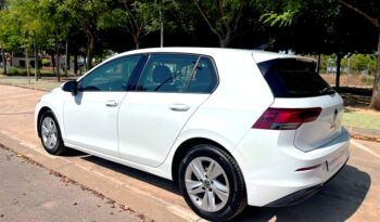 VOLKSWAGEN GOLF VIII 1.0TSi 110CV 6 VELOCIDADES AÑO 2021 lleno