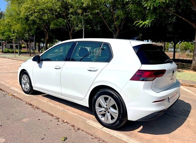 VOLKSWAGEN GOLF VIII 1.0TSi 110CV 6 VELOCIDADES AÑO 2021 lleno